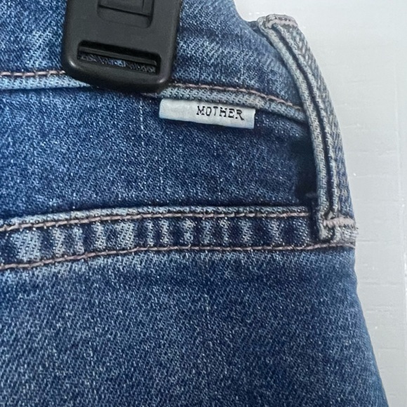 MOTHER Mid Rise Rider Ankle Fray Jeans - Light Blue - Picture 4 of 5